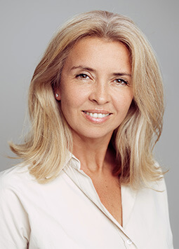 Adriana Knezevic - Dermatologie Steinkraus Skin in Hamburg